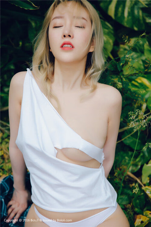 开云kaiyun-_沙漠越野汽车：掌控荒原的速度与力量_，沙漠越野体验