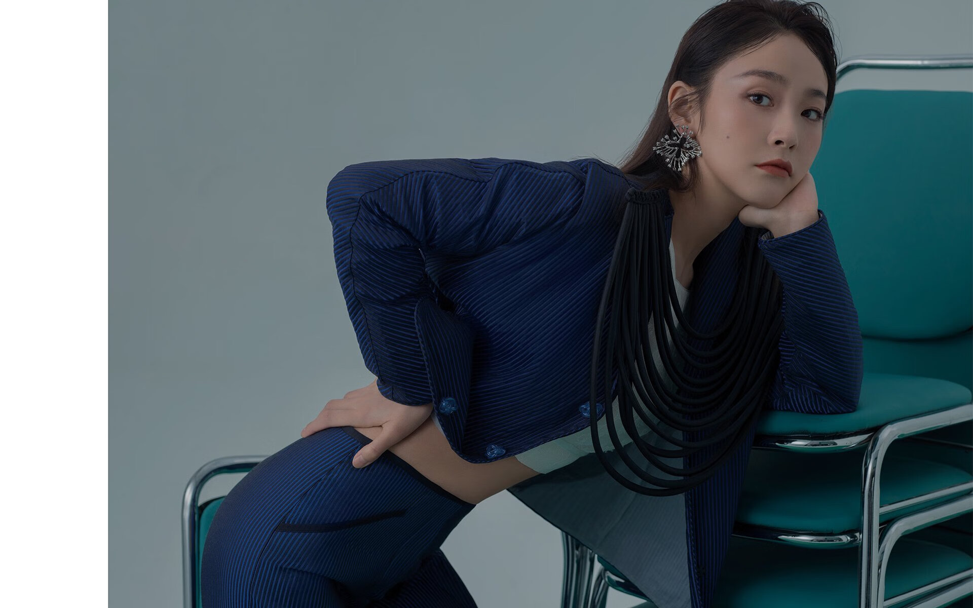 开云kaiyun-“中超联赛季中转会窗口开启，豪门抢人激烈”，中超转会期时间