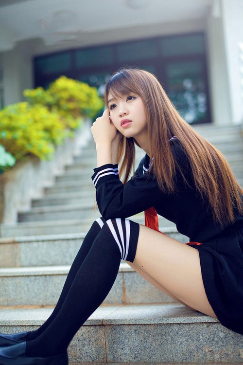 开云体育中国官网-T1选手技术提升显著，英雄联盟t1选手